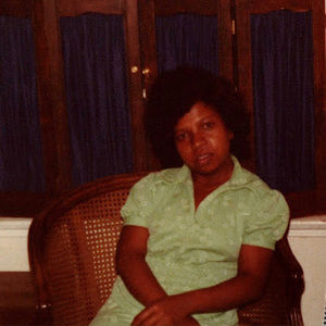 Meet your Posher, Elizabeth